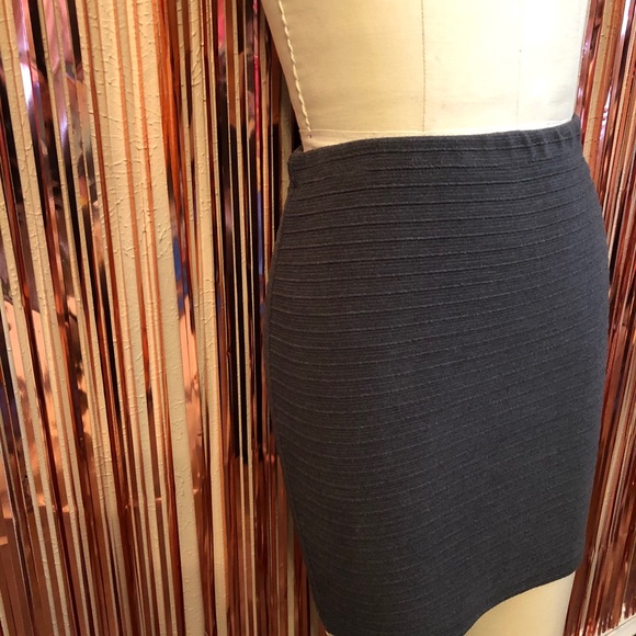 Grey Ribbed Skirt - Picture 4 of 5